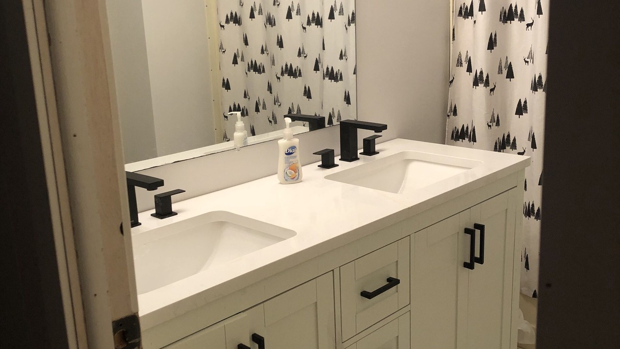 Photo of Bathroom in Bobcaygeon