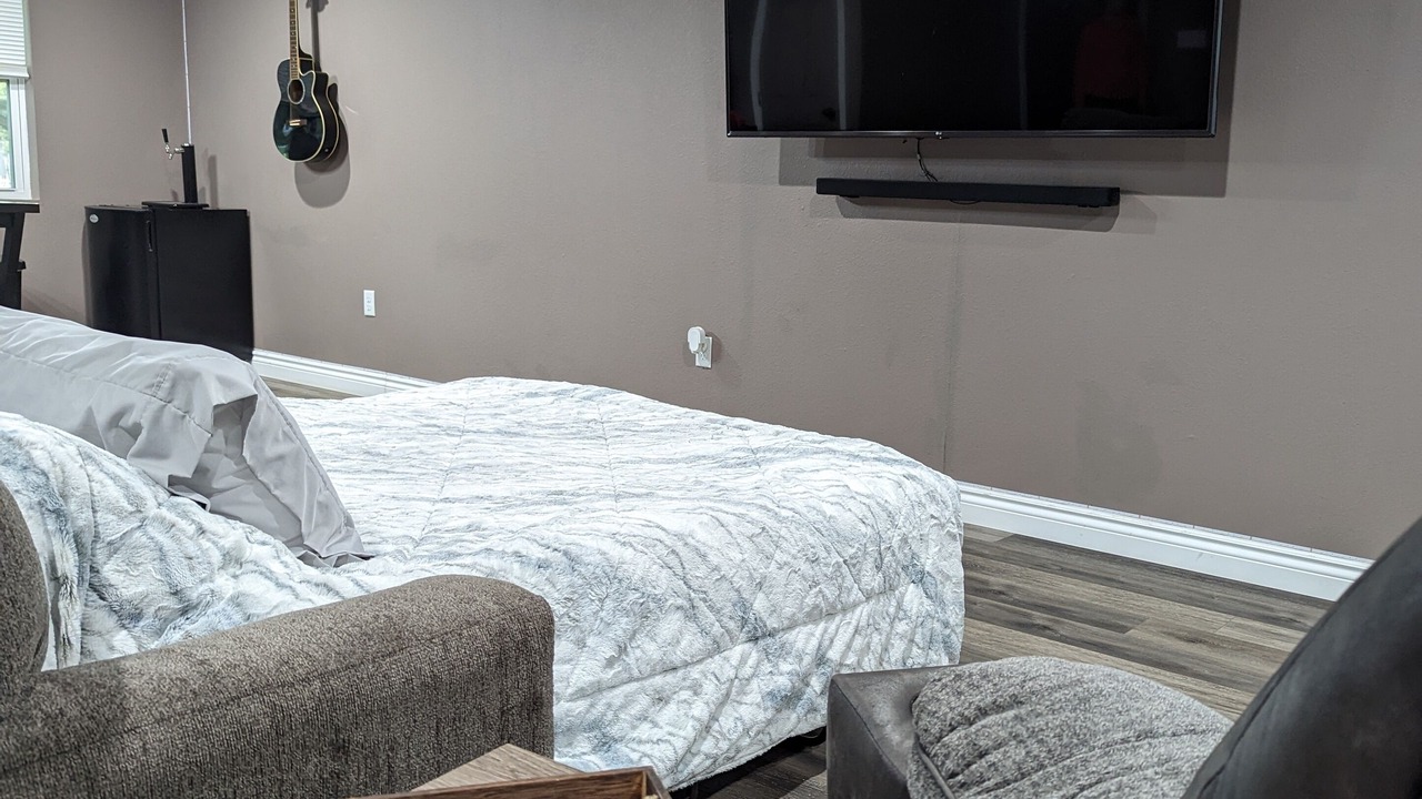 Photo of Bedroom in Clear Lake