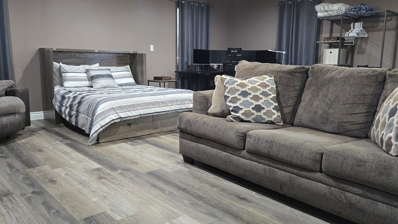 Photo of Bedroom in Clear Lake