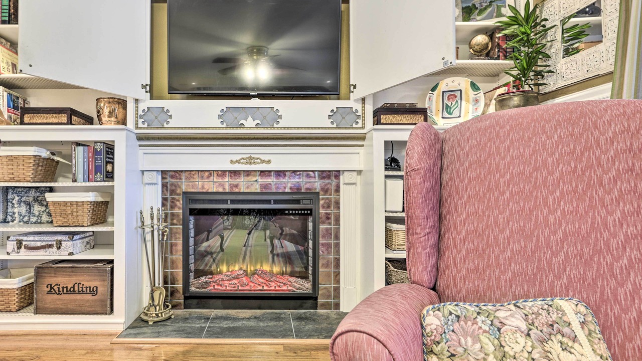 Photo of Livingroom in Yalesville