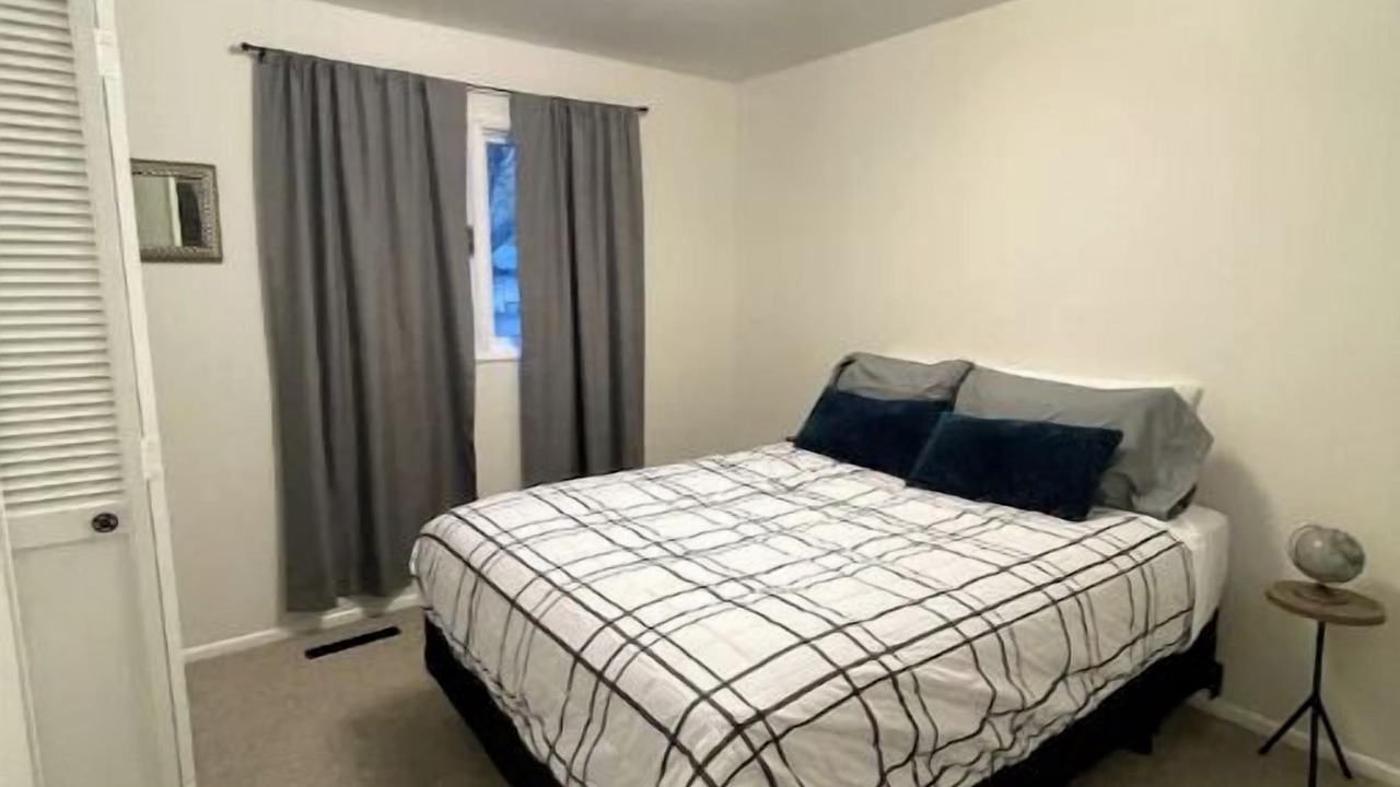 Photo of Bedroom in Billings