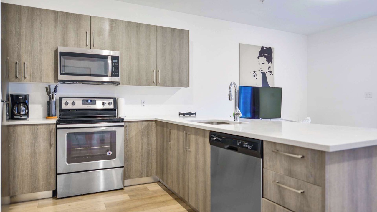 Photo of Kitchen in Golden Glades
