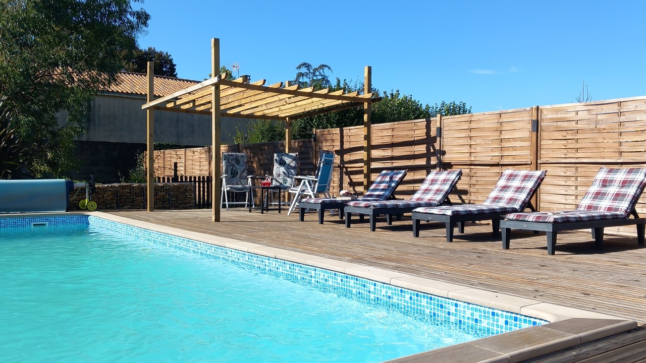Photo of Outdoor in Petosse