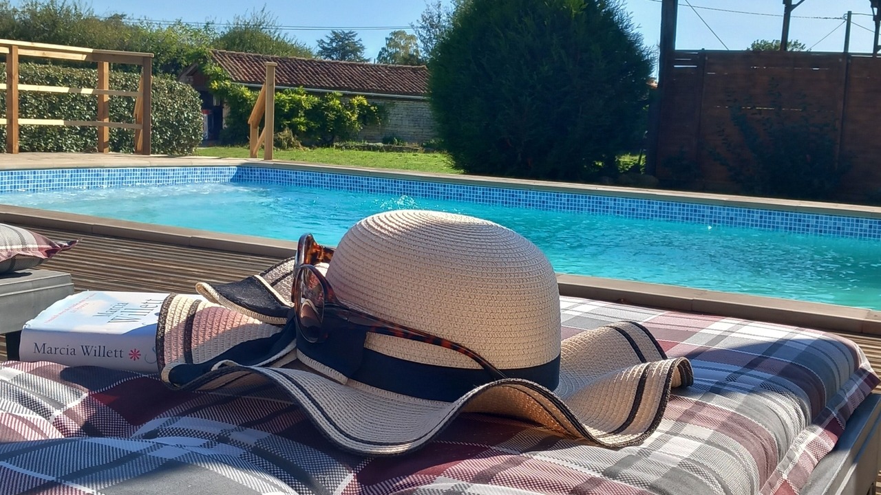 Photo of Outdoor in Petosse