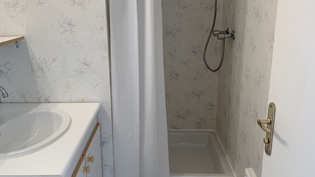 Photo of Bathroom in Germ