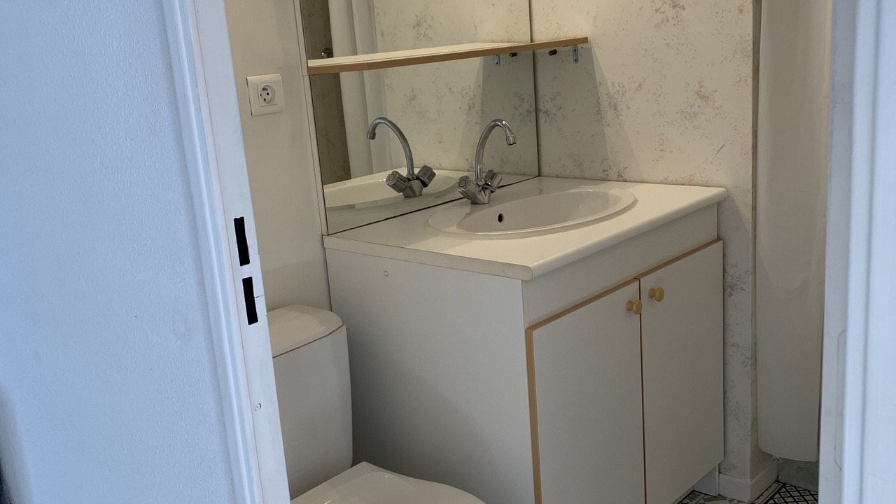 Photo of Bathroom in Germ