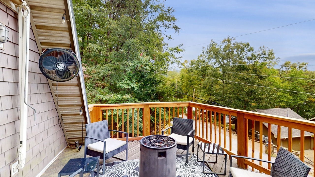 Photo of Outdoor in Lost Bridge Village