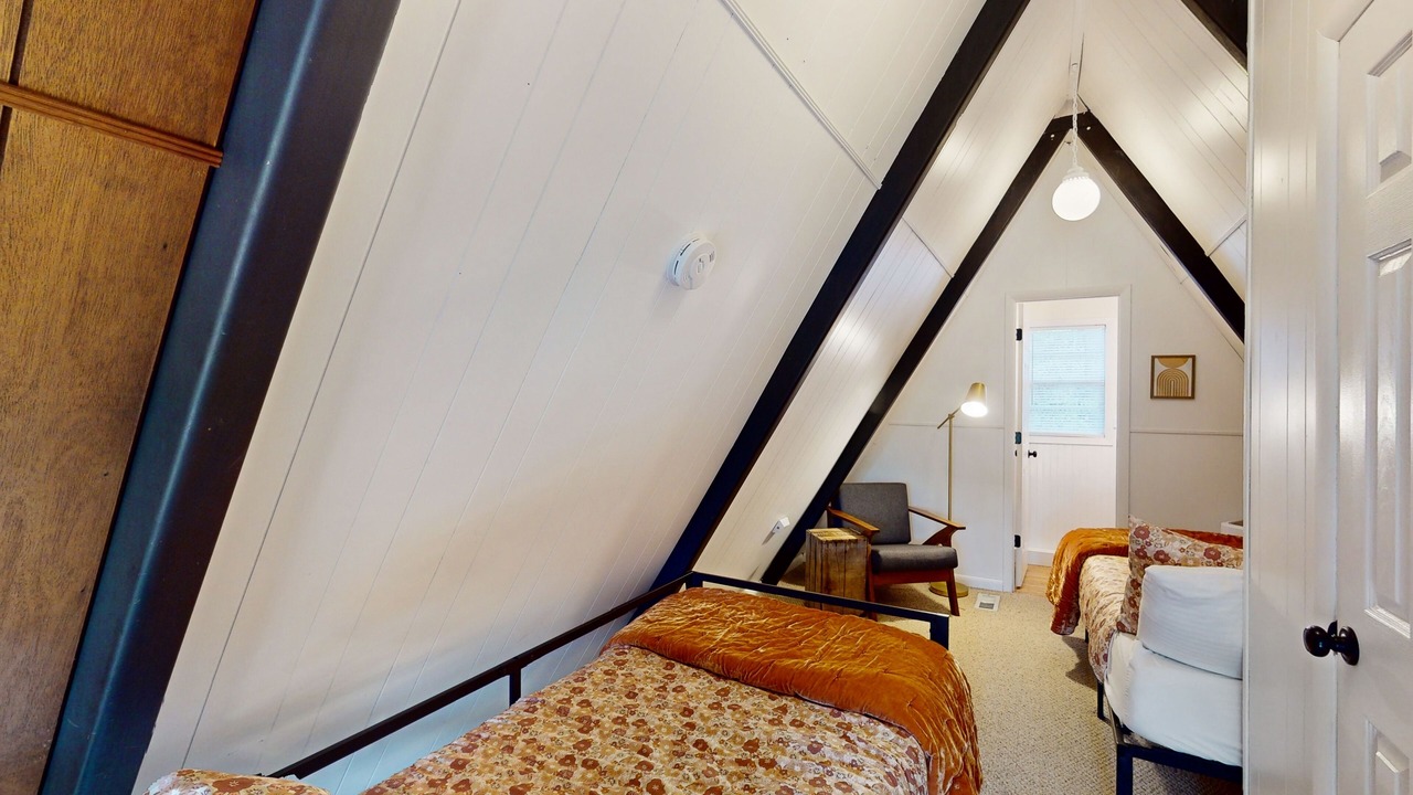 Photo of Bedroom in Lost Bridge Village