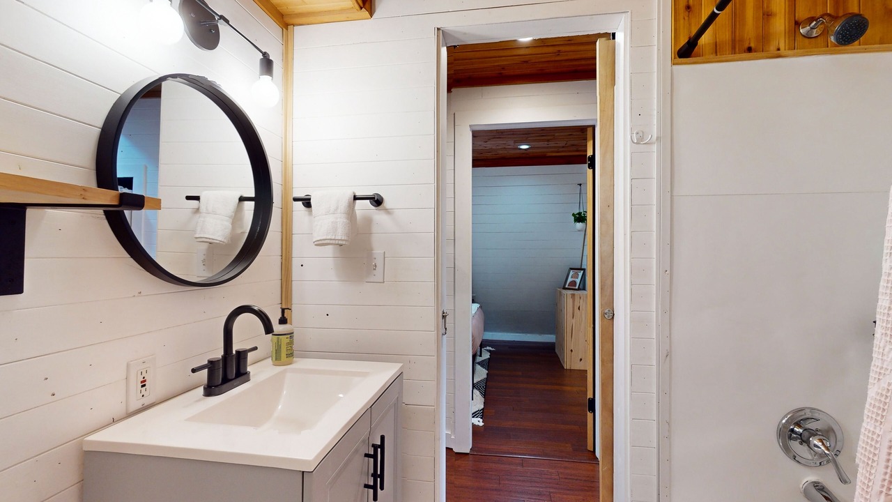 Photo of Bathroom in Lost Bridge Village