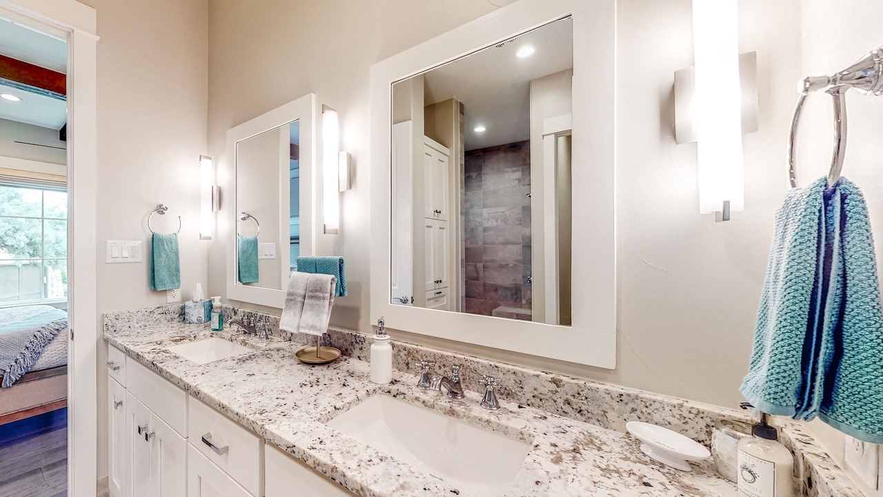 Photo of Bathroom in Spicewood