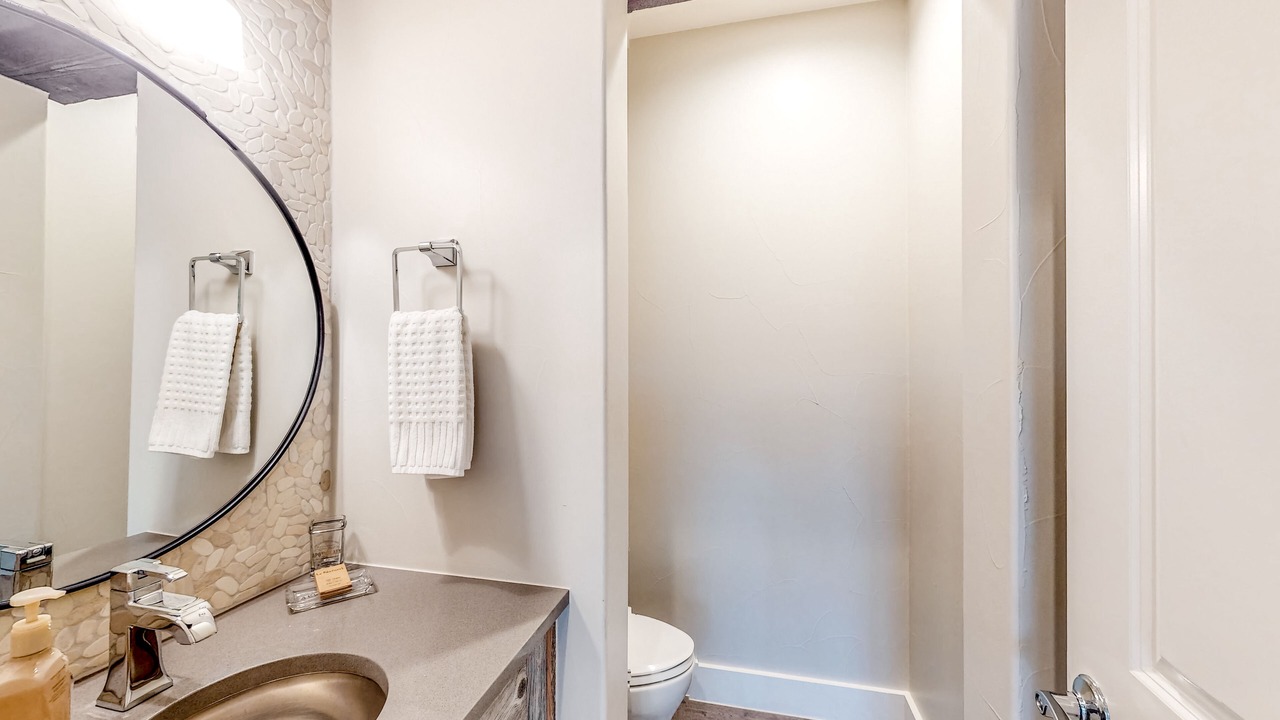 Photo of Bathroom in Spicewood