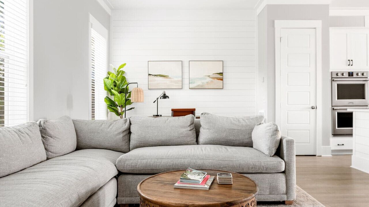 Photo of Livingroom in Mount Pleasant