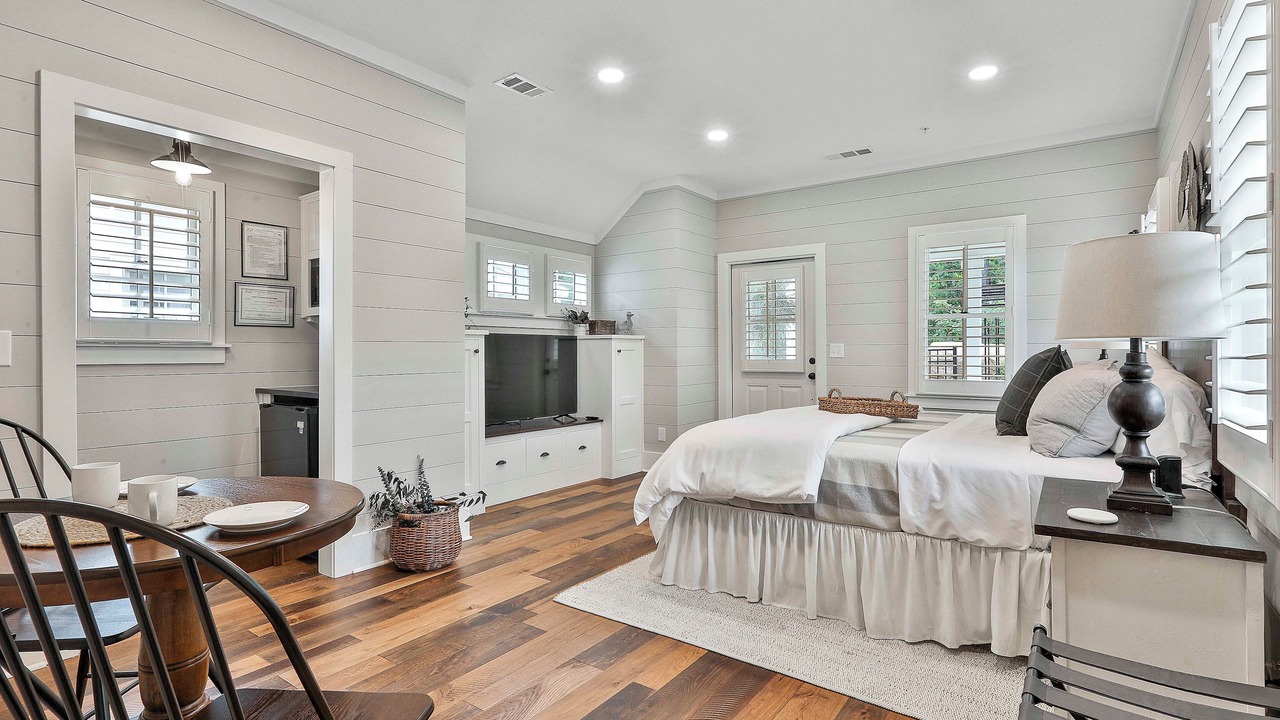 Photo of Bedroom in Peachtree City