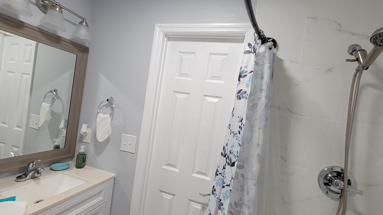 Photo of Bathroom in Lutz