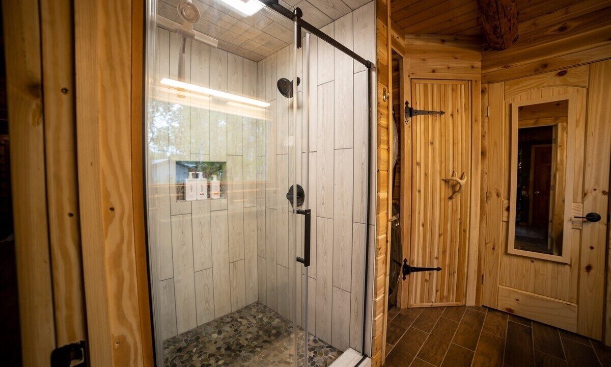 Photo of Bathroom in Talkeetna