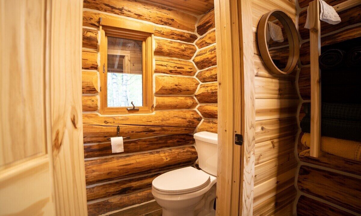 Photo of Bathroom in Talkeetna