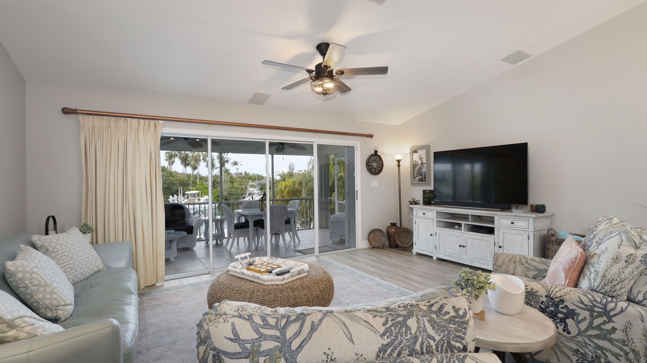 Photo of Livingroom in Key Colony Beach