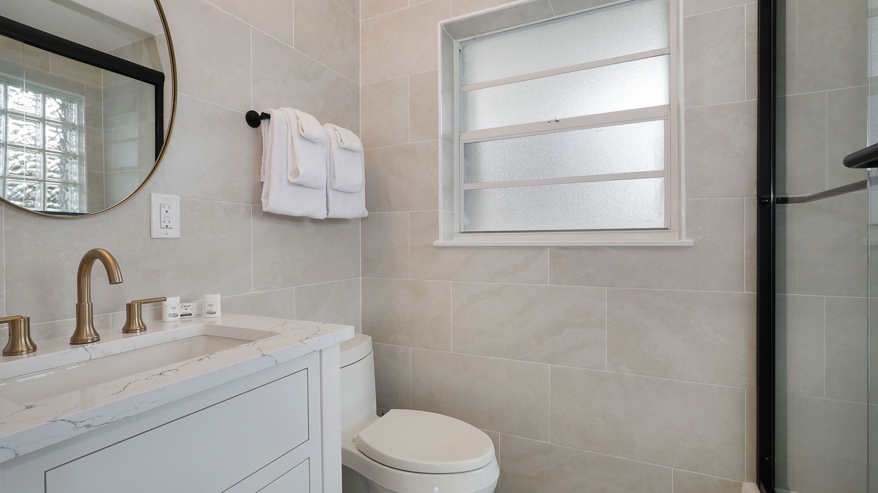 Photo of Bathroom in Key Colony Beach