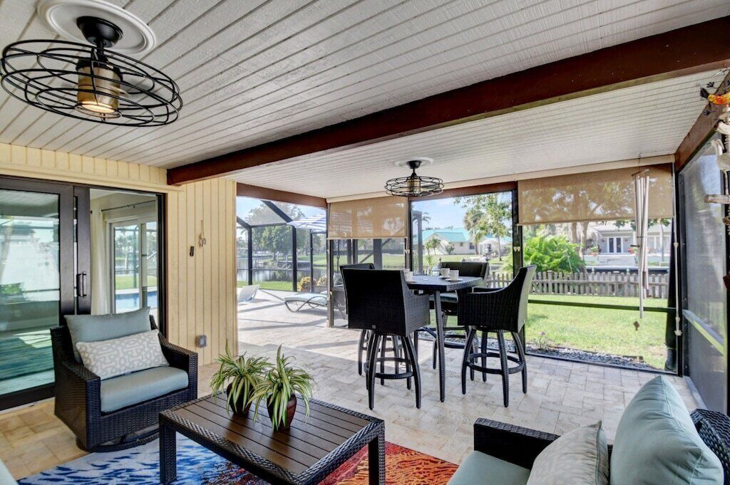 Photo of Outdoor in Tropic Palms