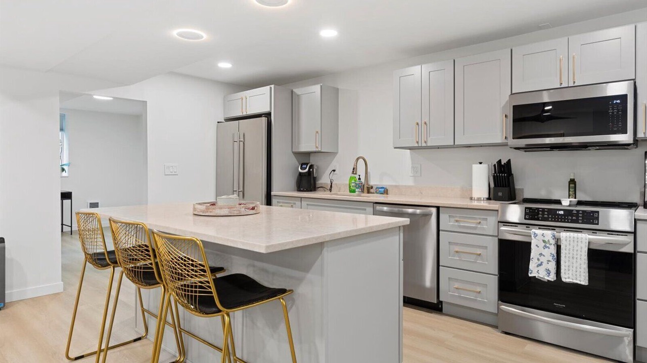 Photo of Kitchen in Shoreline