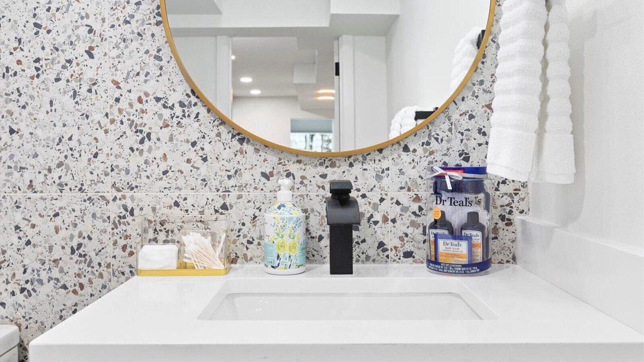 Photo of Bathroom in Shoreline
