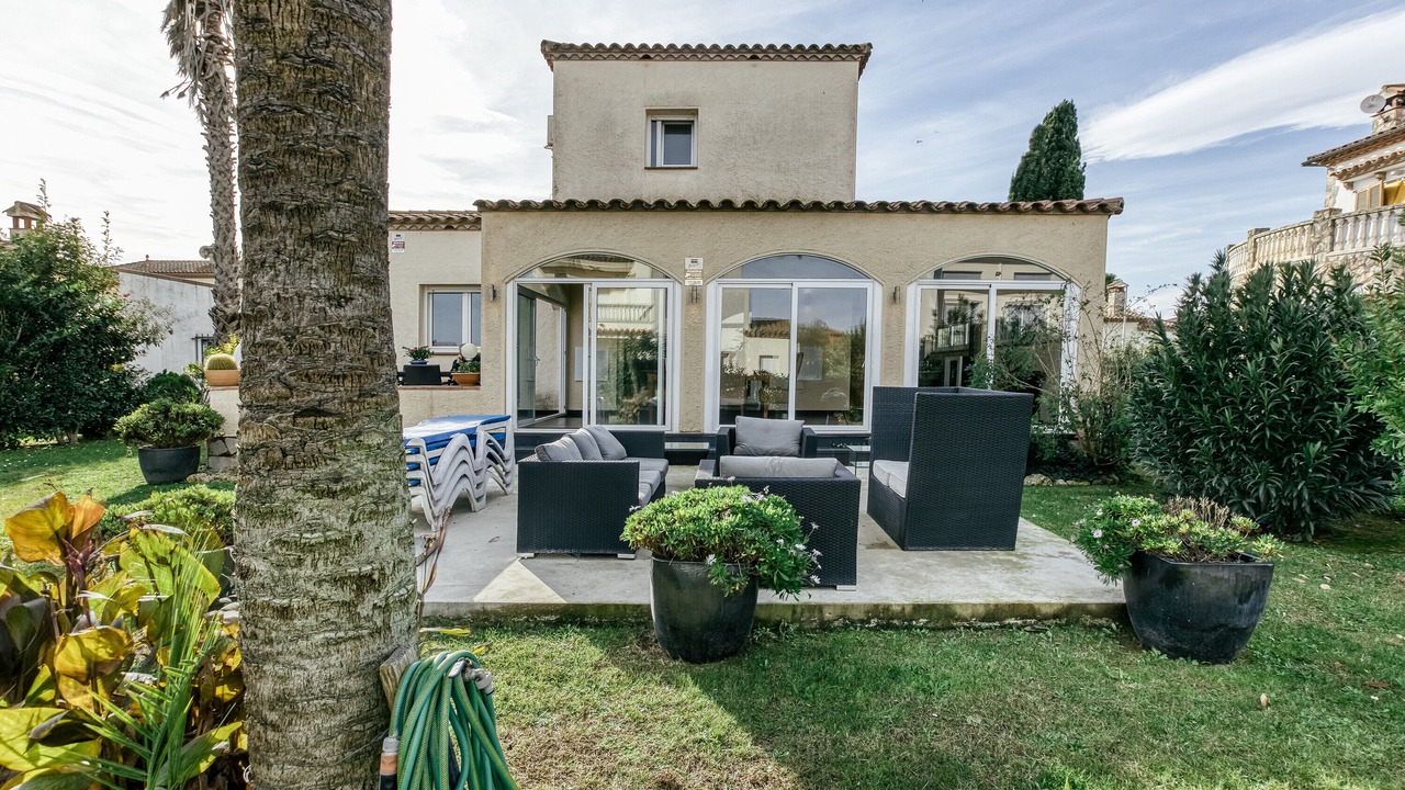 Photo of Patio Balcony in Torroella de Fluvia