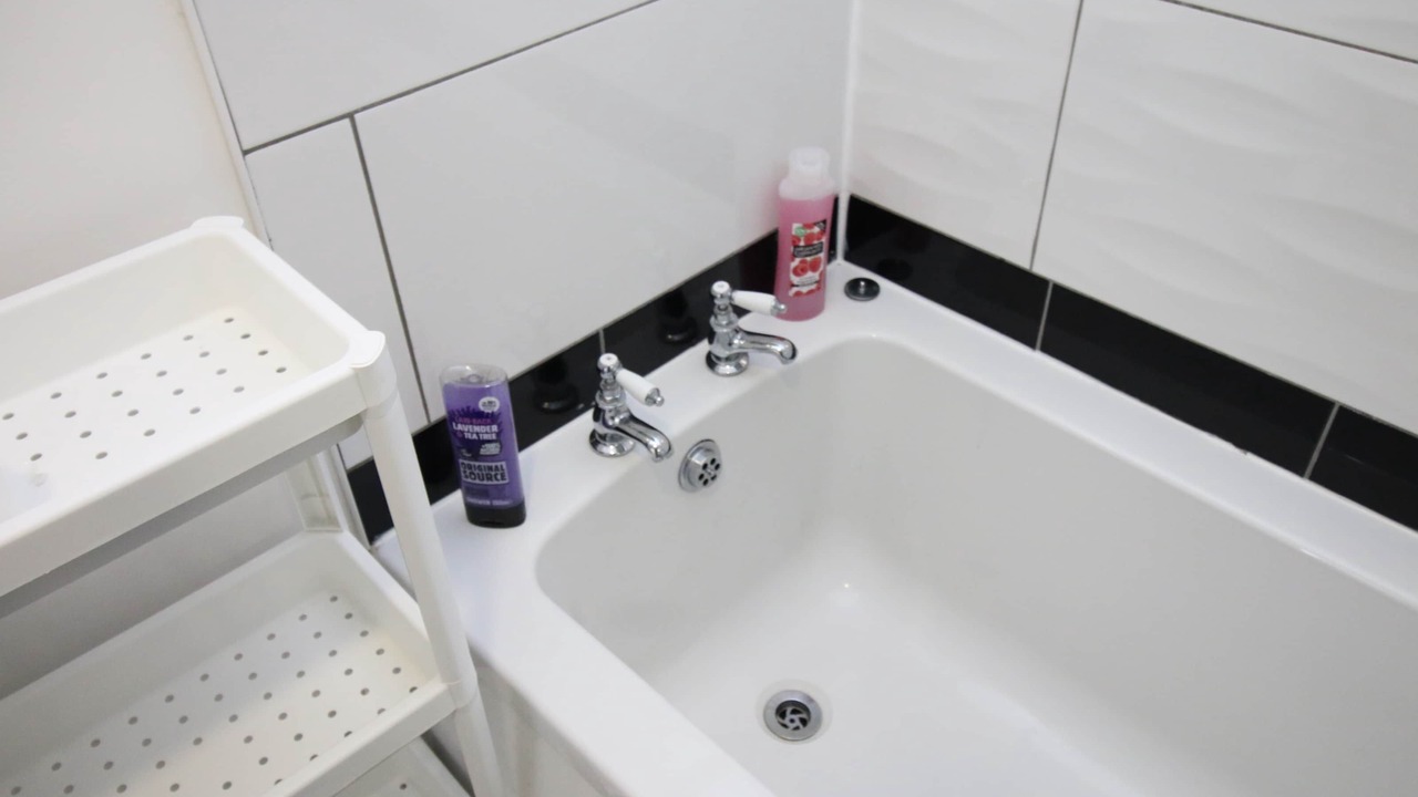 Photo of Bathroom in Cathays