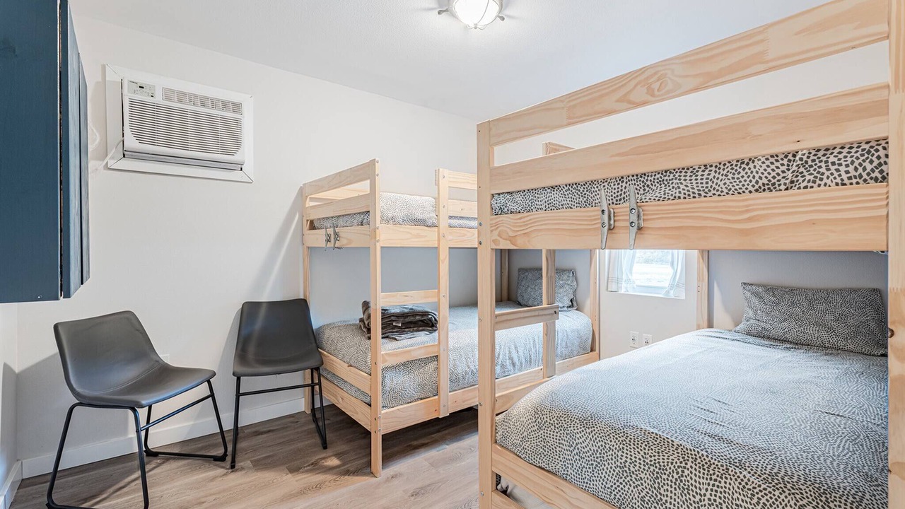 Photo of Bedroom in Oatmeal