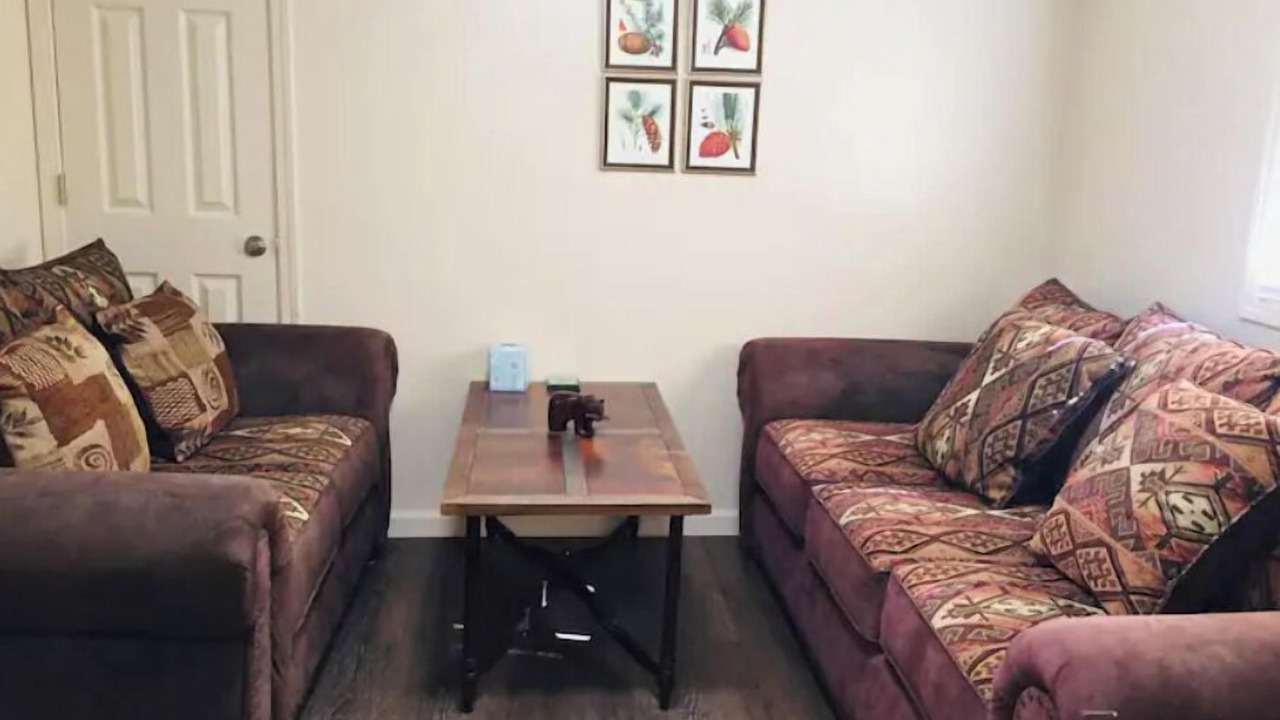 Photo of Livingroom in Martin City