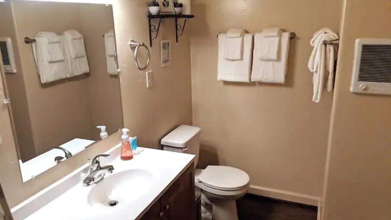 Photo of Bathroom in Martin City