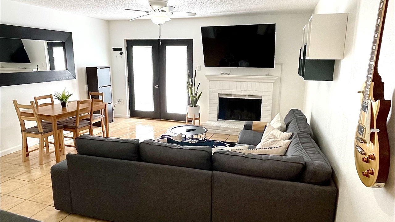 Photo of Livingroom in Fort Worth