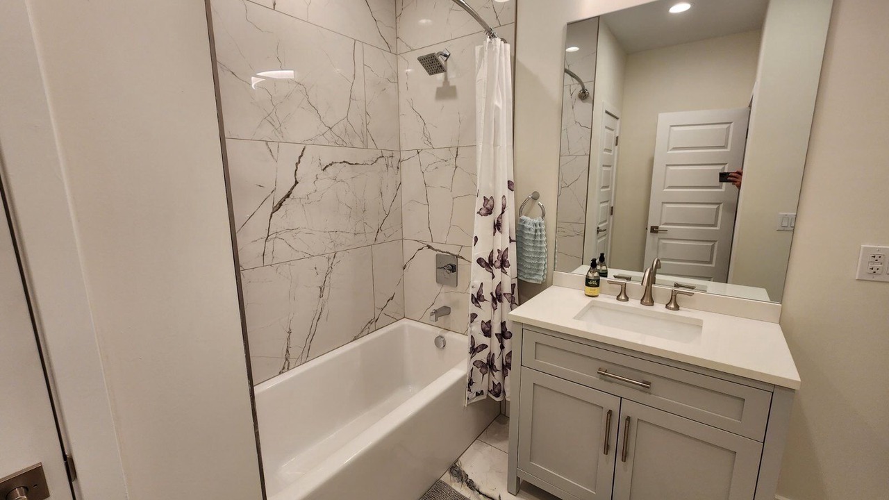 Photo of Bathroom in The Gate