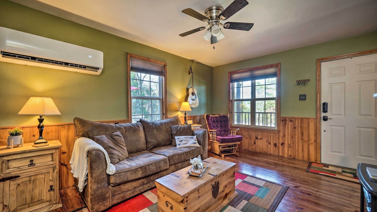 Photo of Livingroom in Nashoba
