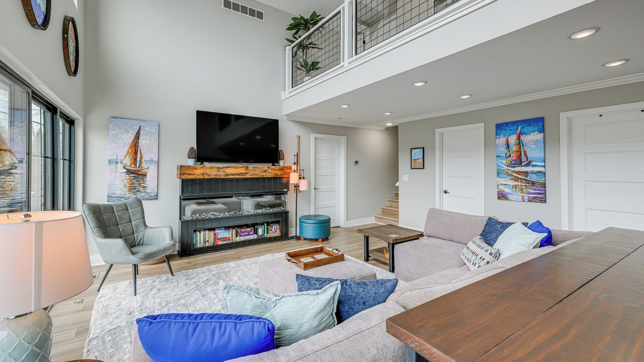 Photo of Livingroom in Suttons Bay