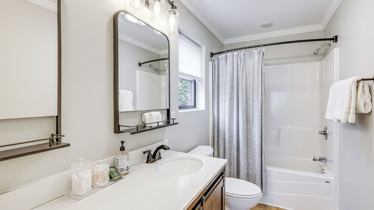 Photo of Bathroom in Suttons Bay