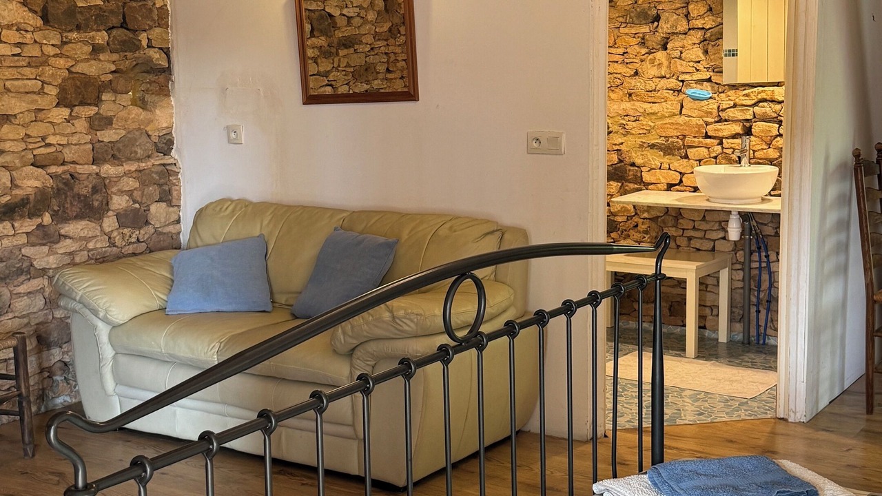 Photo of Livingroom in Frayssinet-le-Gelat