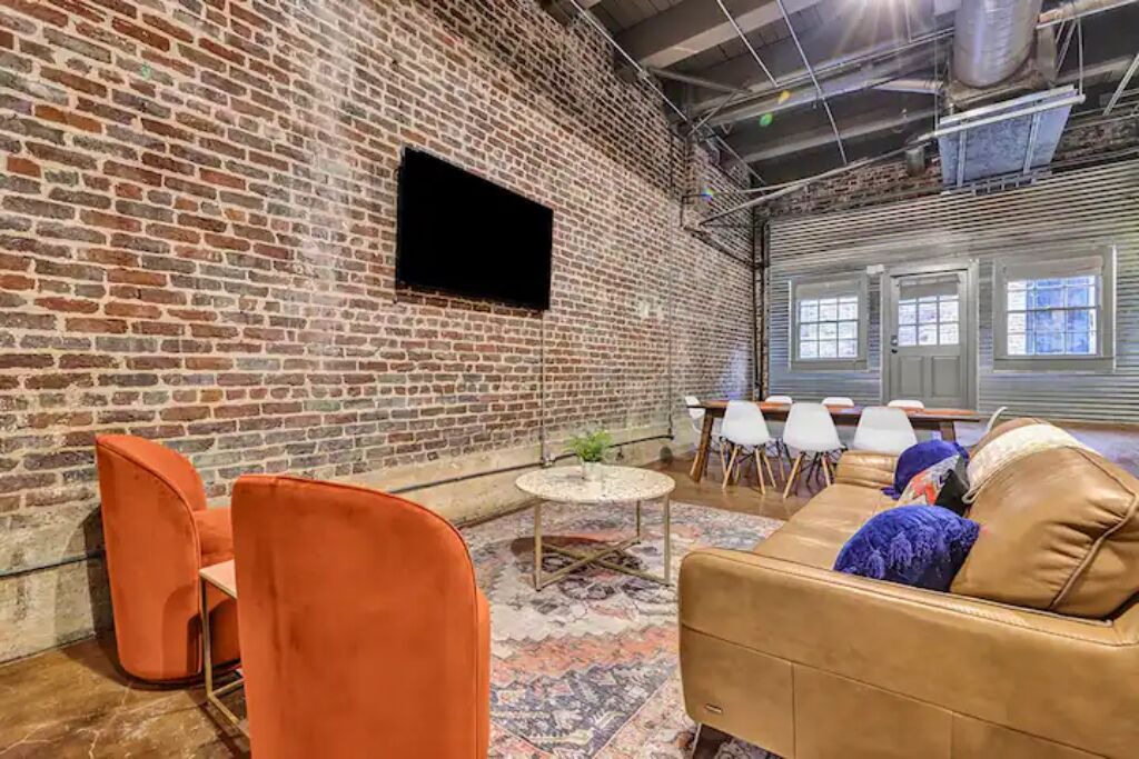 Photo of Livingroom in Five Points South