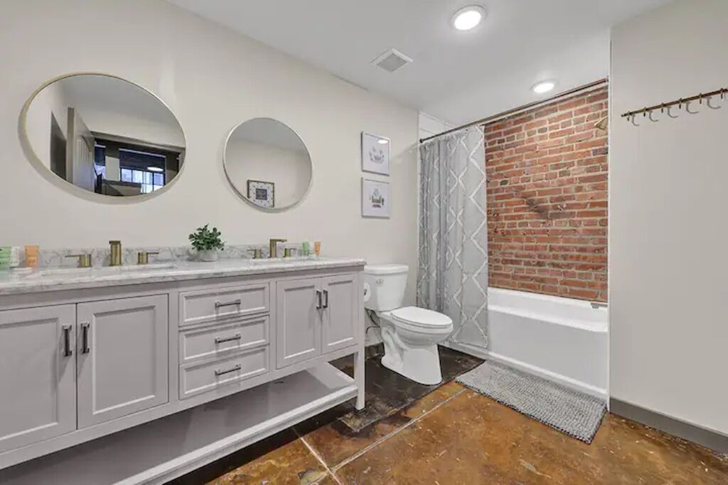 Photo of Bathroom in Five Points South