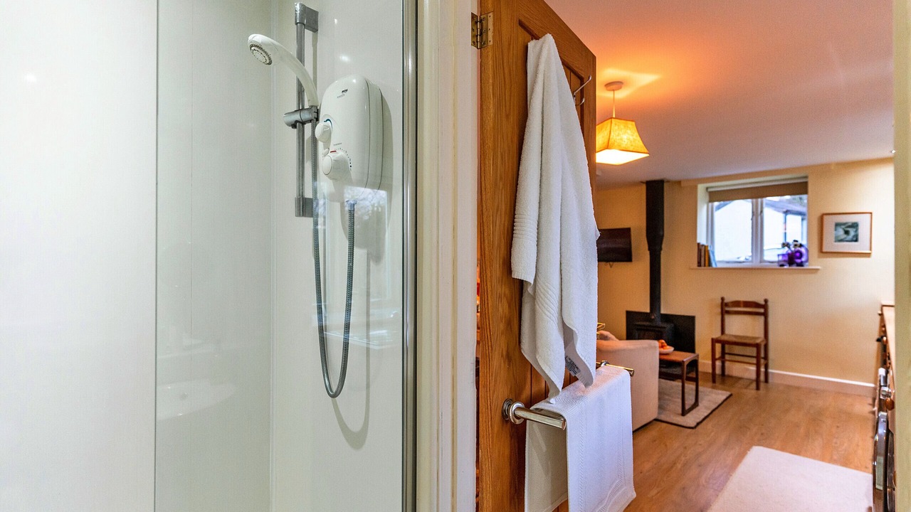 Photo of Bathroom in Boscastle