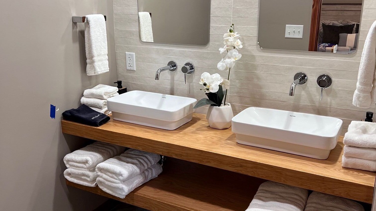 Photo of Bathroom in The Galena Territory