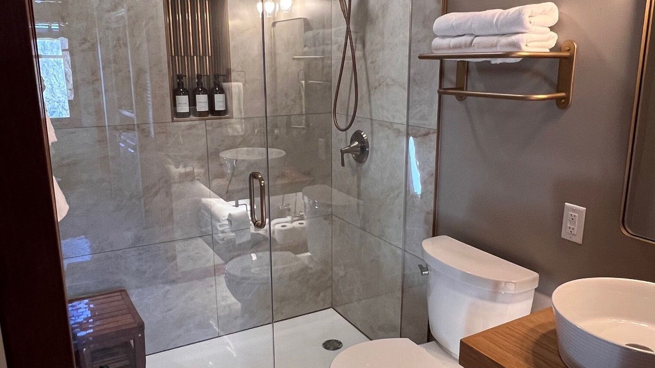 Photo of Bathroom in The Galena Territory