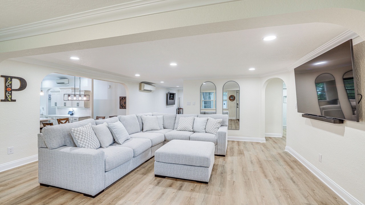 Photo of Livingroom in Micanopy