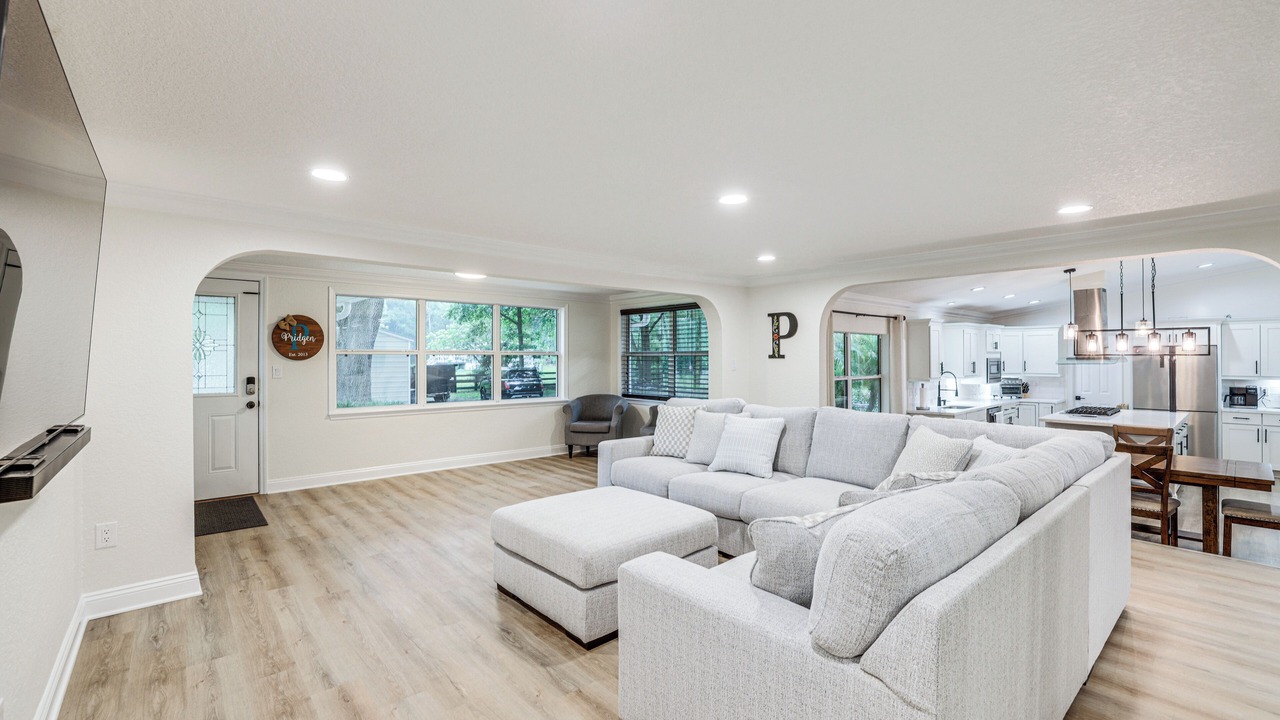 Photo of Livingroom in Micanopy