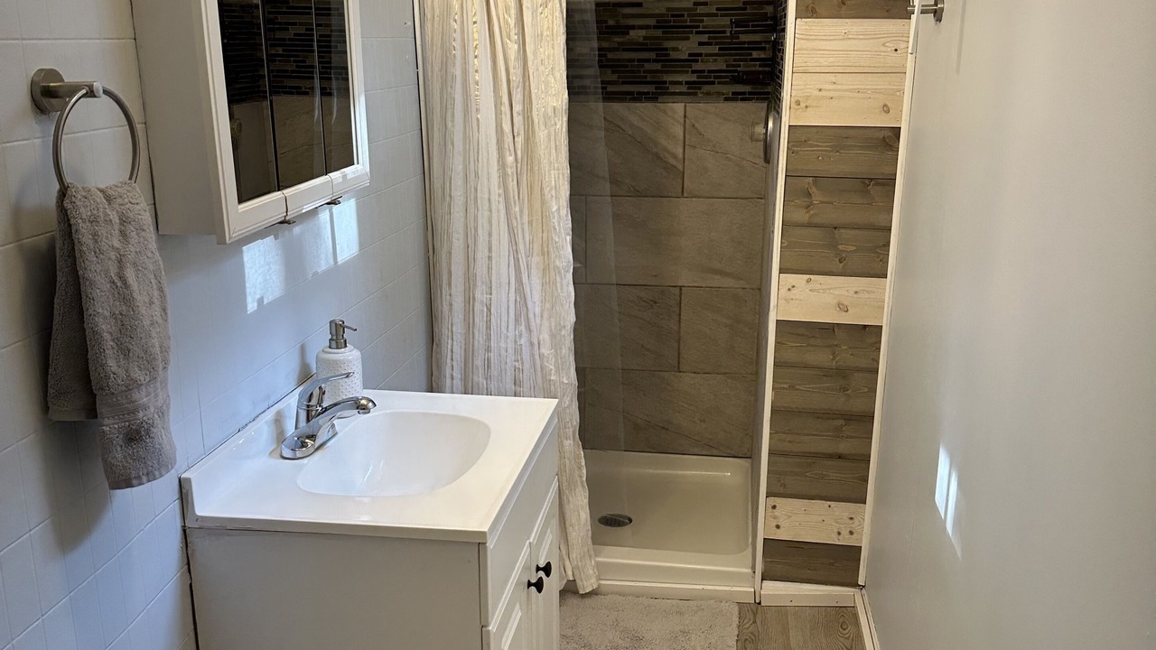 Photo of Bathroom in Cortland