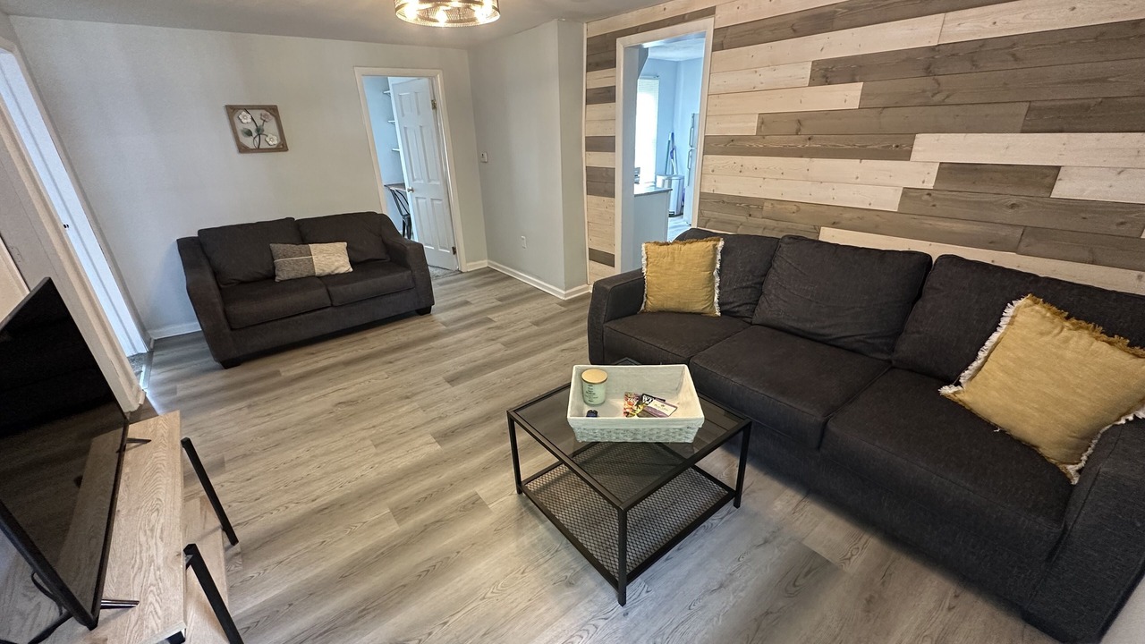 Photo of Livingroom in Cortland