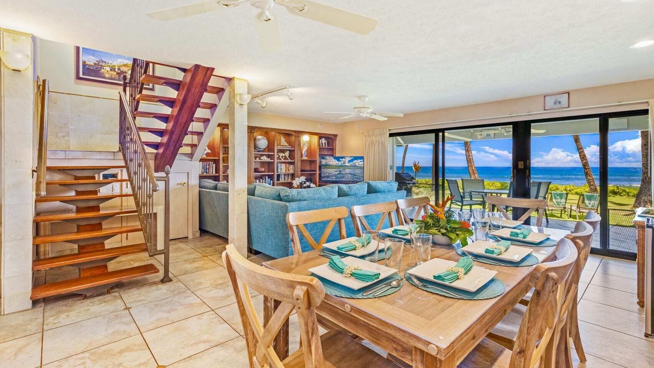 Photo of Others in Downtown Lahaina