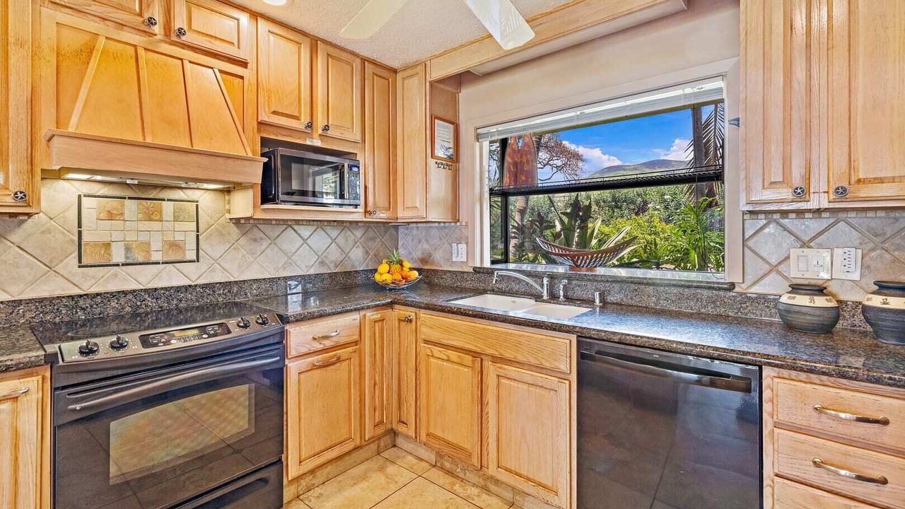 Photo of Kitchen in Downtown Lahaina