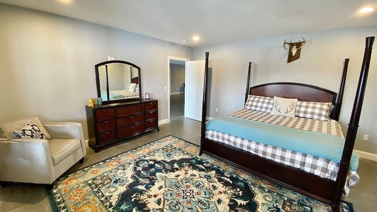 Photo of Bedroom in Cortland