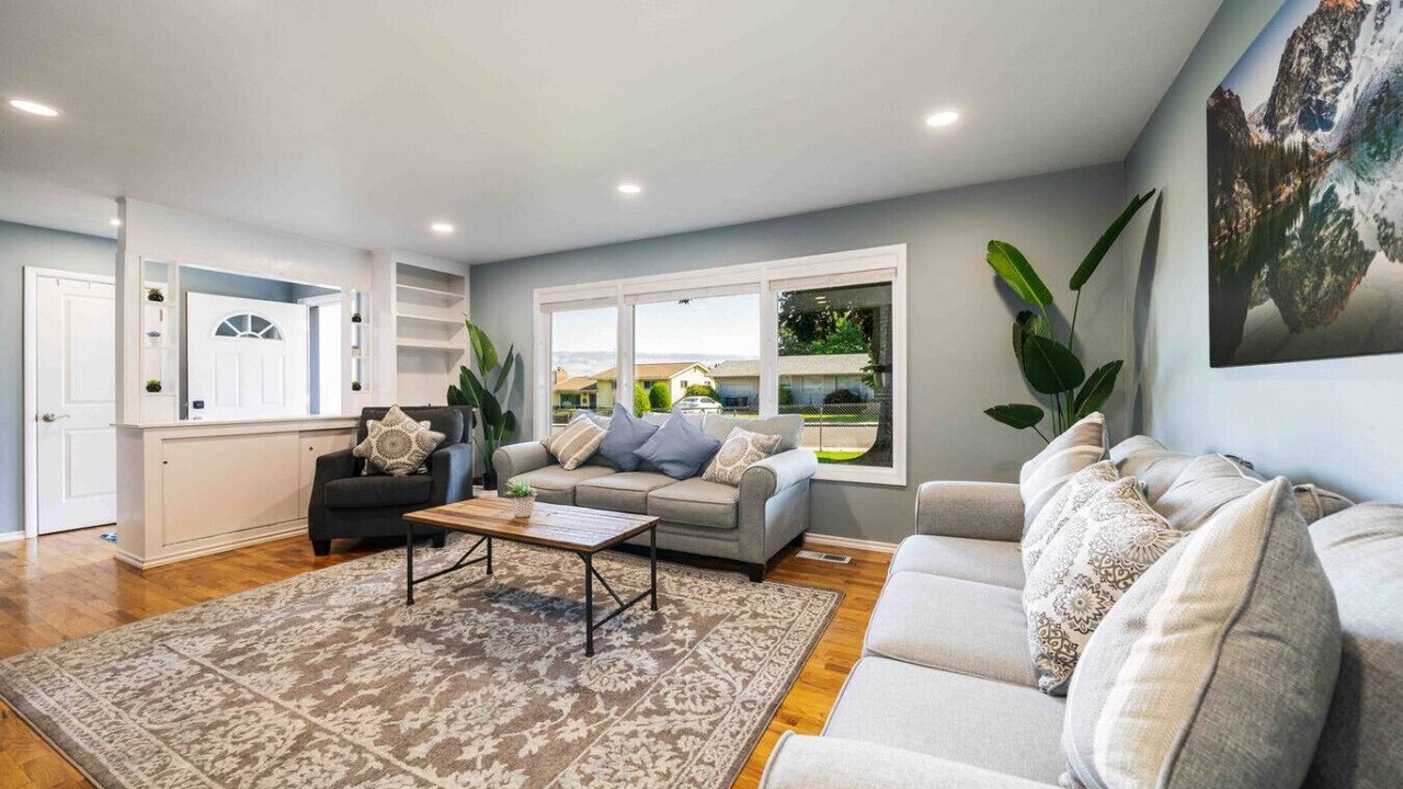 Photo of Livingroom in Wenatchee