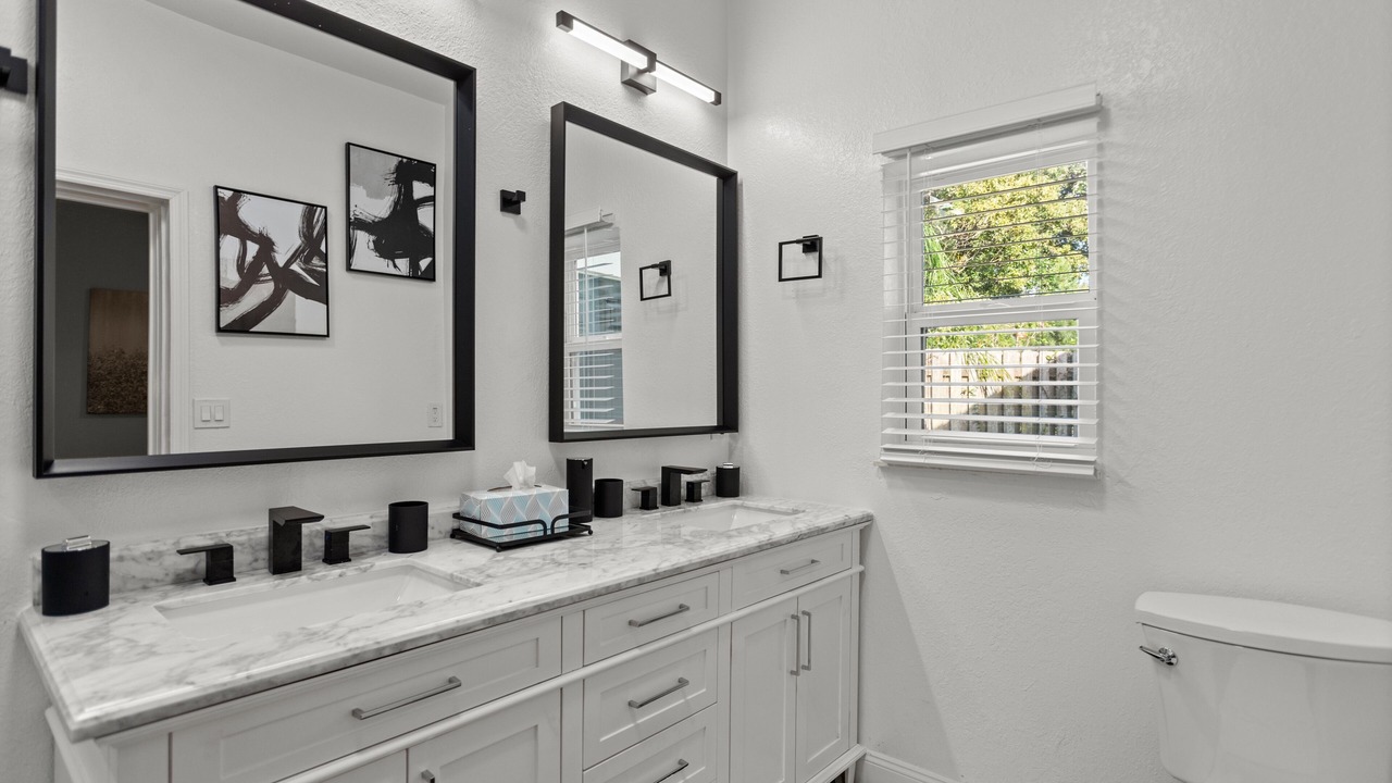 Photo of Bathroom in College Park